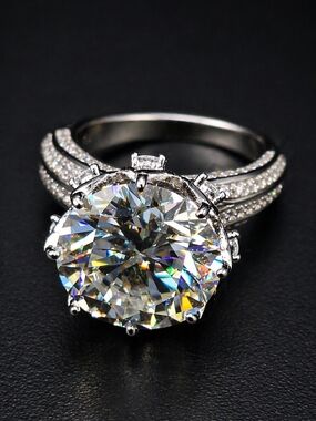 10CTW Moissanite Ring Size 6 | Rhodium Over 925 Sterling Silver | NEW | Iced Out